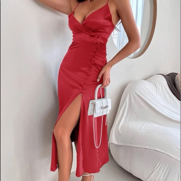 Chic Satin Button Detail Cami dress bodycon - Picture 7 of 16